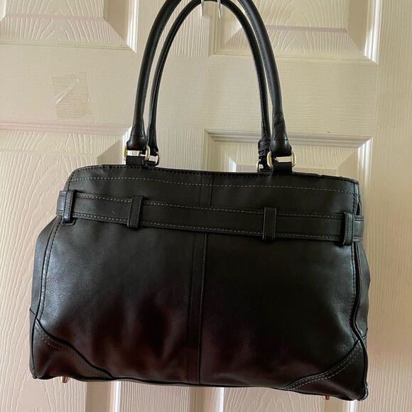 COACH HAMPTON soft Leather Black Medium Satchel with silver tone accents . - Picture 6 of 15